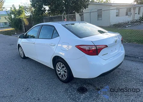 2017 Toyota Corolla Le z USA, uszkodzony, nr VIN 2T1BURHE3HC891291